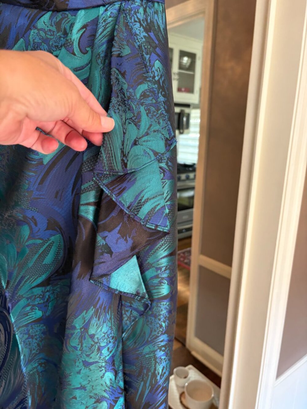 NWOT Adrianna Papell One Shoulder Jacquard Mermaid Gown in Cobalt Blue. Size 8 - Picture 8 of 13
